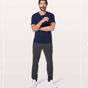 Lululemon Commission Pant Slim 31 waist 34 length. Obsidian grey.